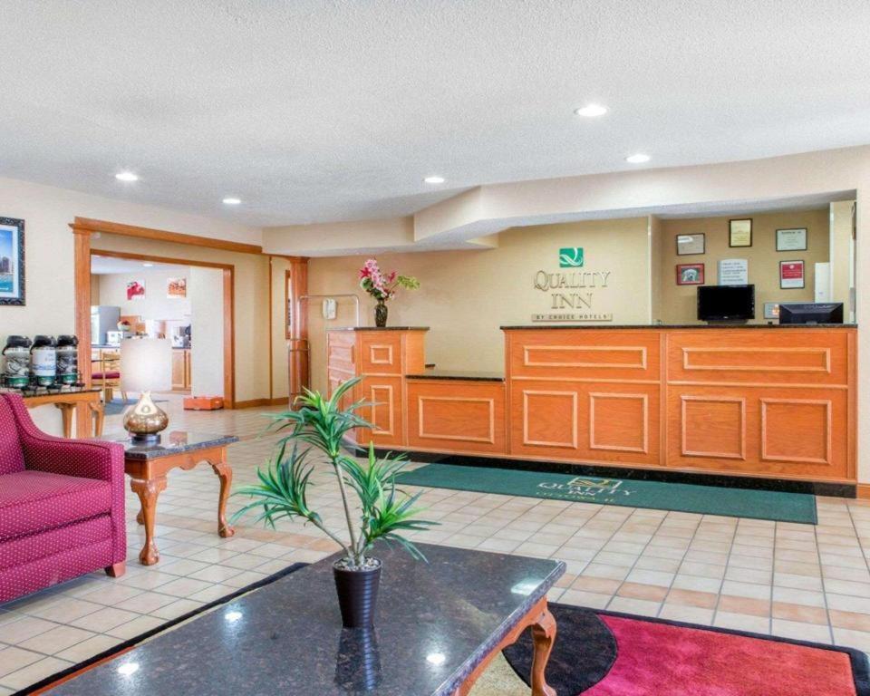 Quality Inn Ottawa Near Starved Rock State Park Екстер'єр фото