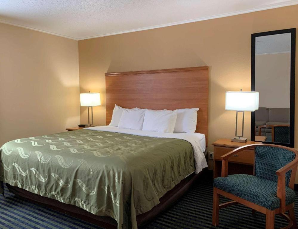 Quality Inn Ottawa Near Starved Rock State Park Екстер'єр фото