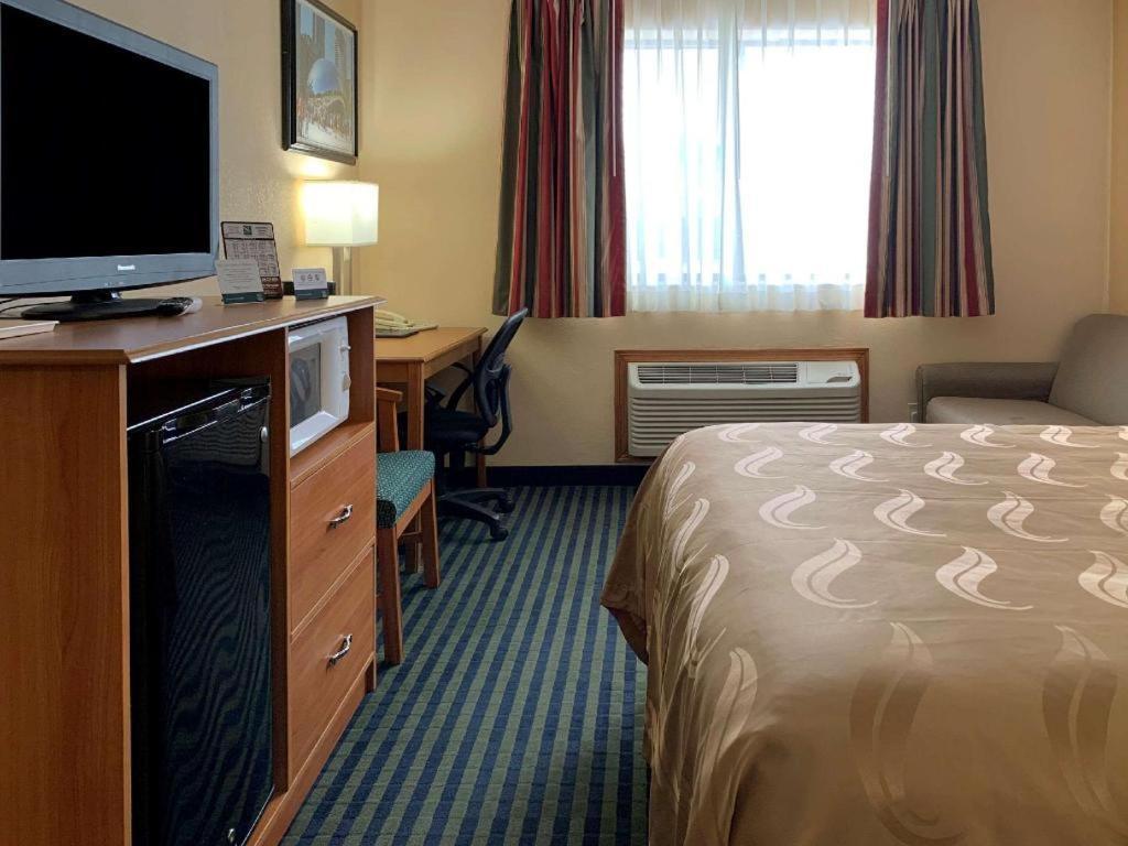 Quality Inn Ottawa Near Starved Rock State Park Екстер'єр фото