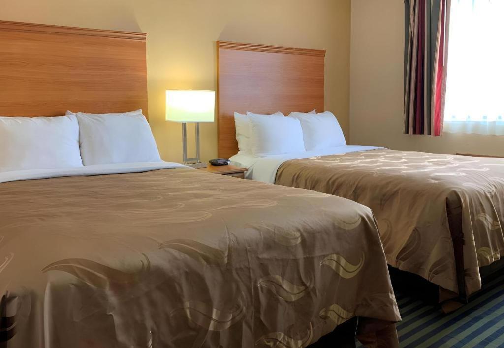Quality Inn Ottawa Near Starved Rock State Park Екстер'єр фото