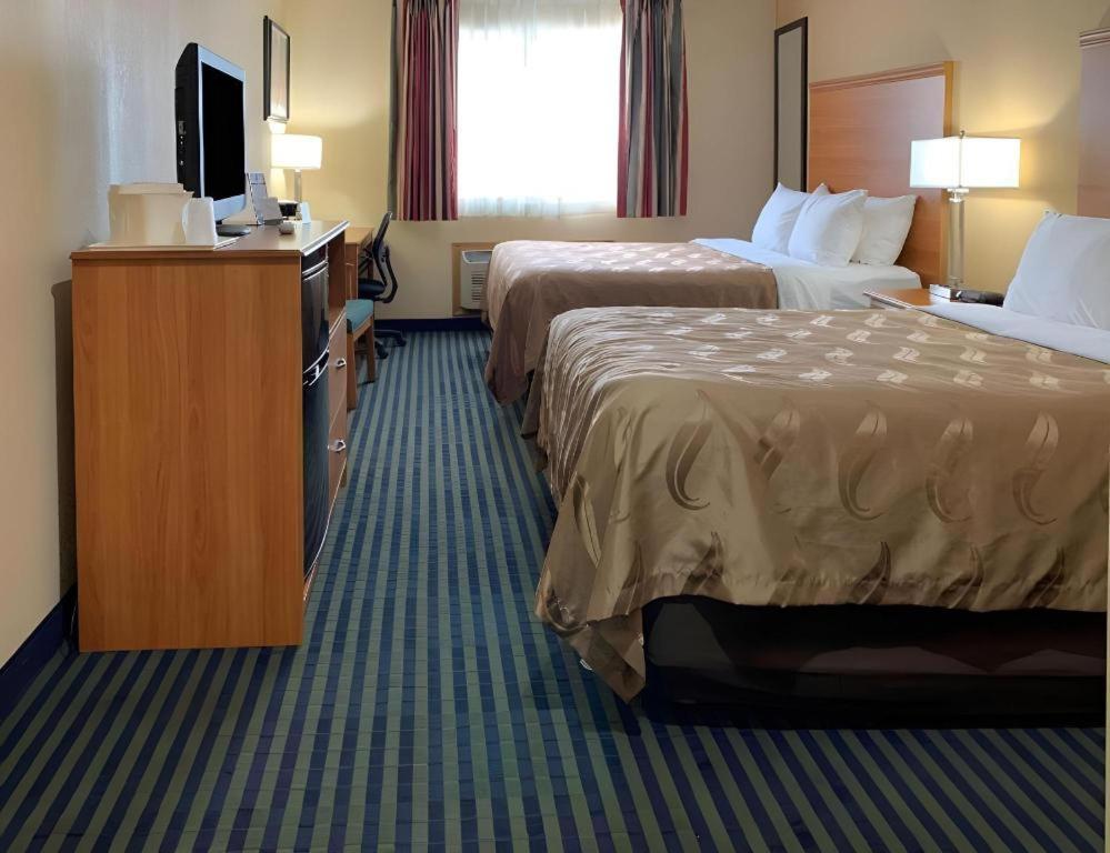 Quality Inn Ottawa Near Starved Rock State Park Екстер'єр фото