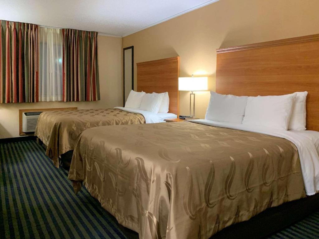 Quality Inn Ottawa Near Starved Rock State Park Екстер'єр фото