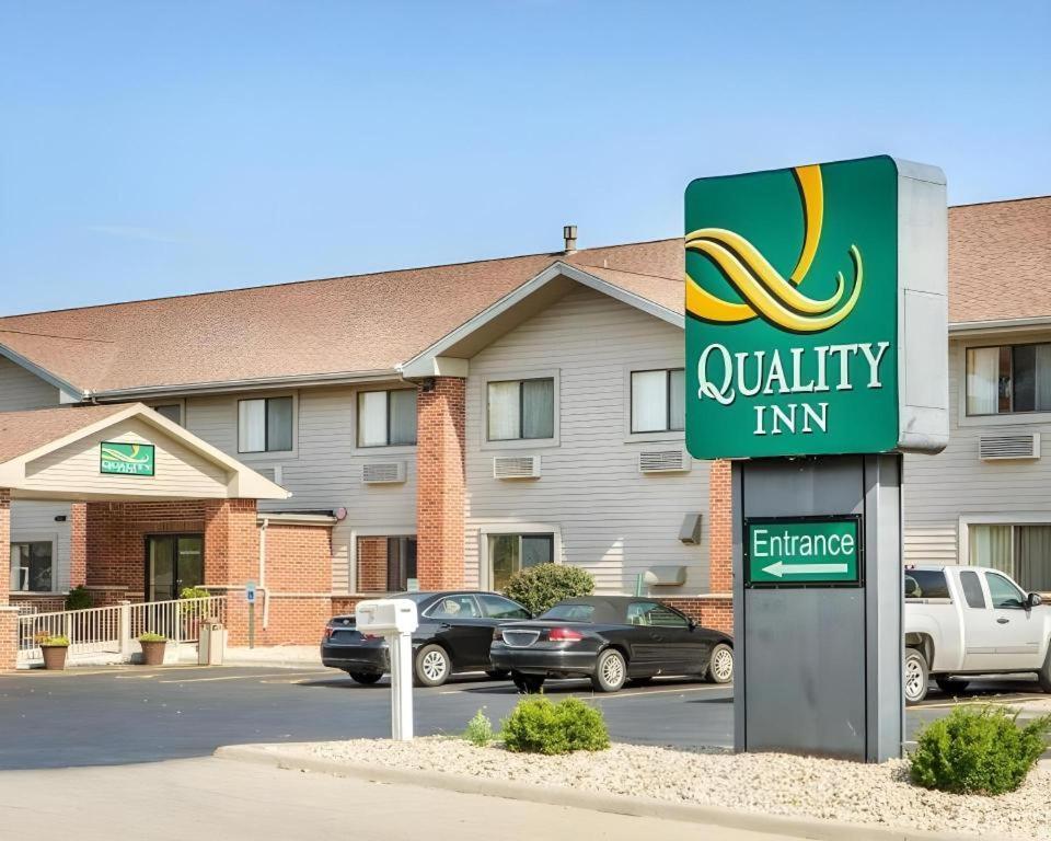 Quality Inn Ottawa Near Starved Rock State Park Екстер'єр фото